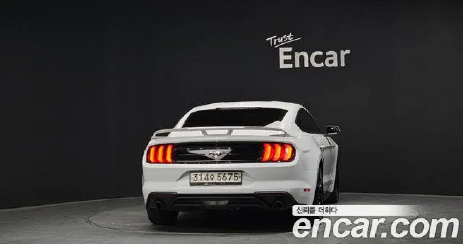 Ford Mustang 