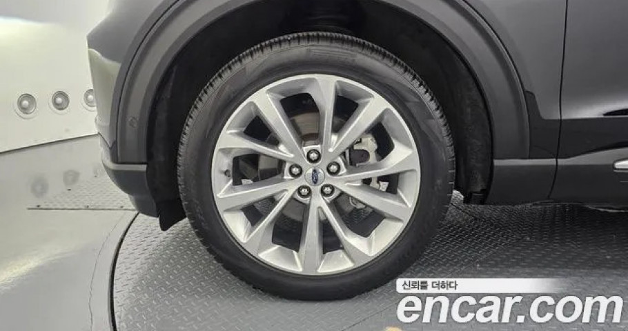 Ford Explorer 