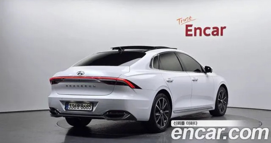Hyundai Grandeur 