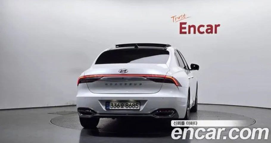 Hyundai Grandeur 
