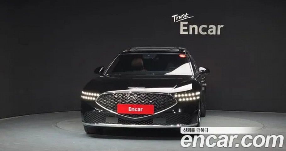 Genesis G90 