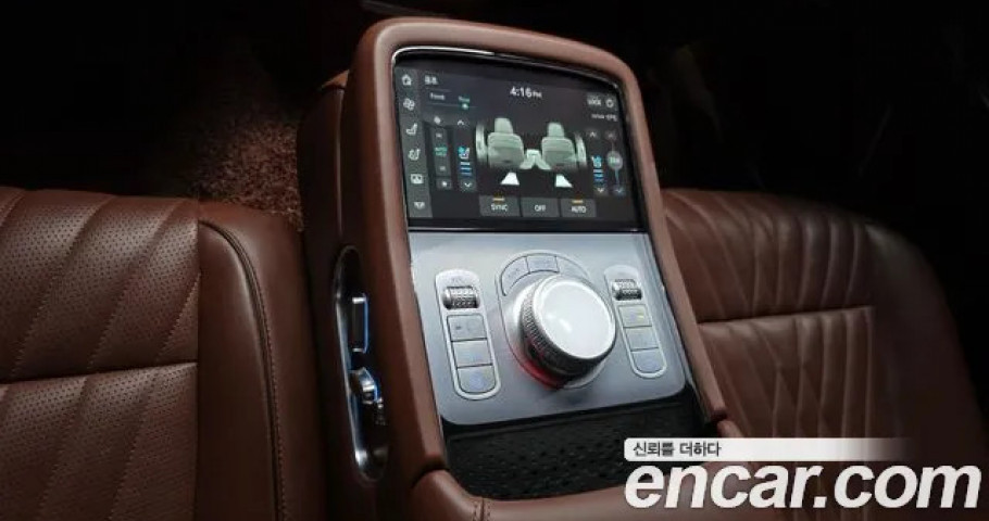 Genesis G90 