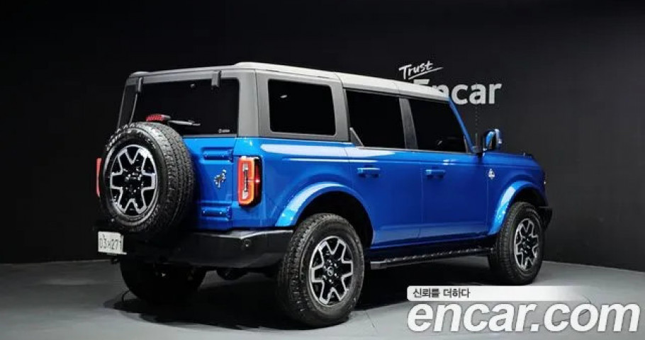Ford Bronco 