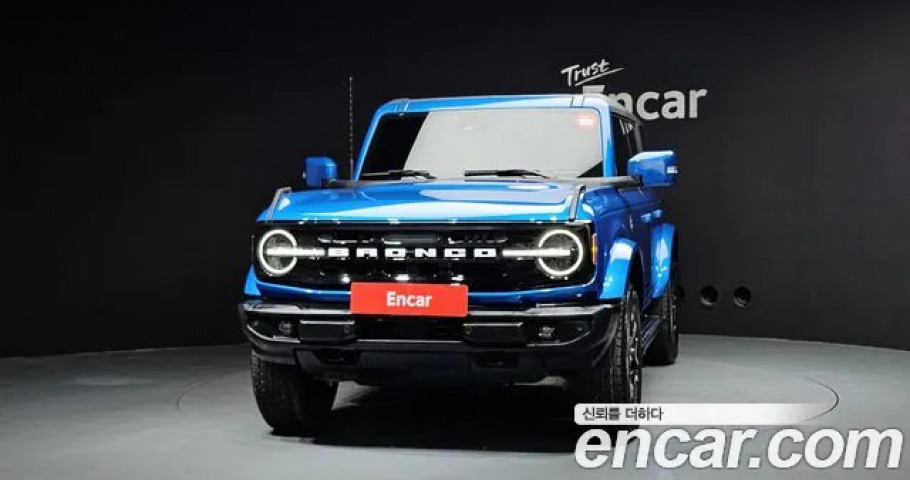 Ford Bronco 