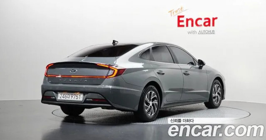 Hyundai Sonata 