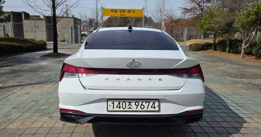 Hyundai Avante (Elantra) 