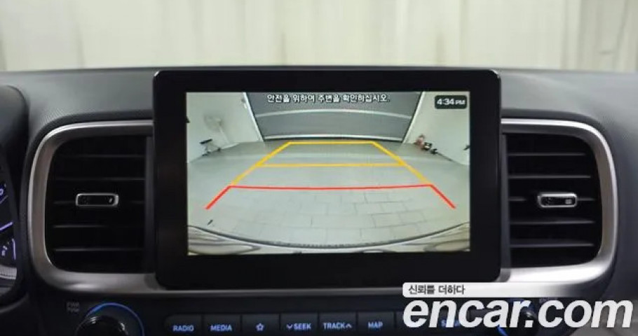 Hyundai Venue 