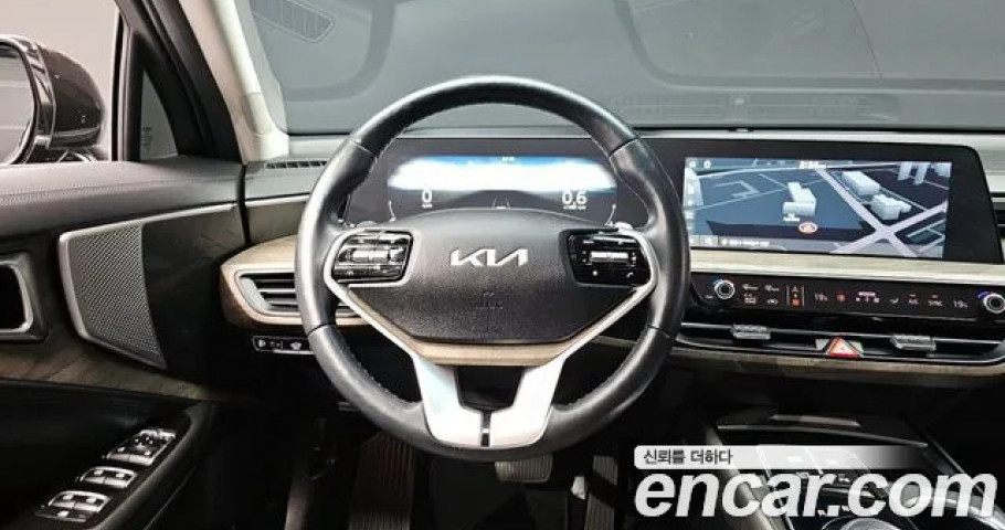 Kia K8 