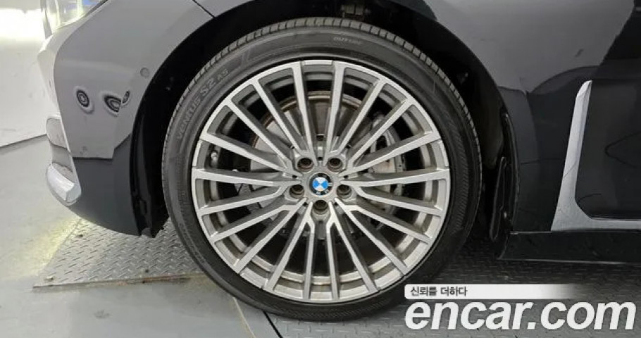 Bmw 7-Series 