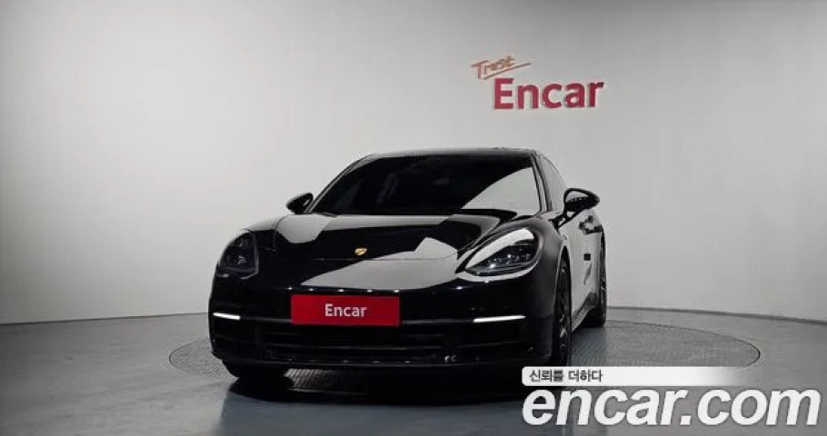 Porsche Panamera 