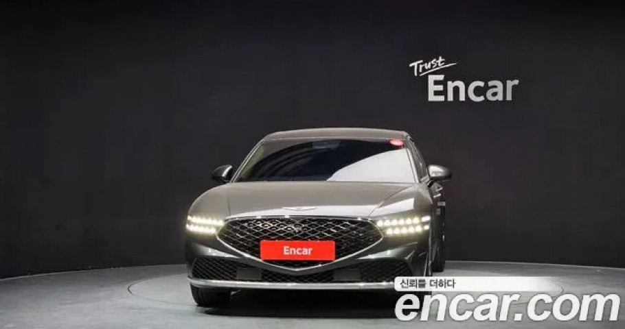 Genesis G90 