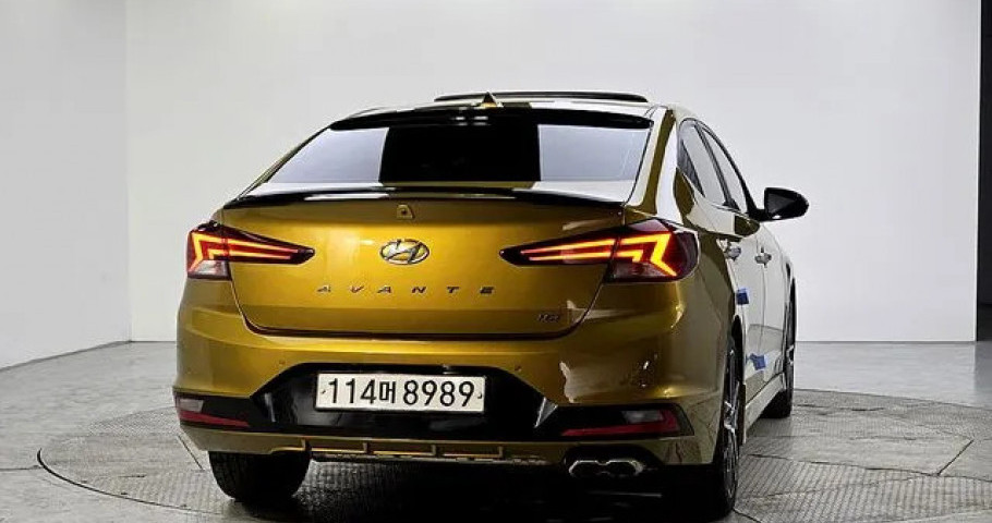 Hyundai Avante (Elantra) 
