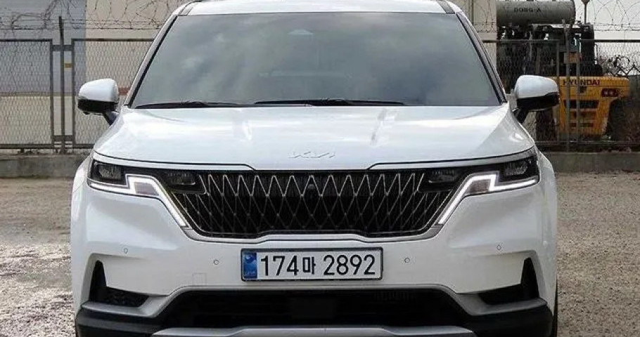 Kia Carnival 