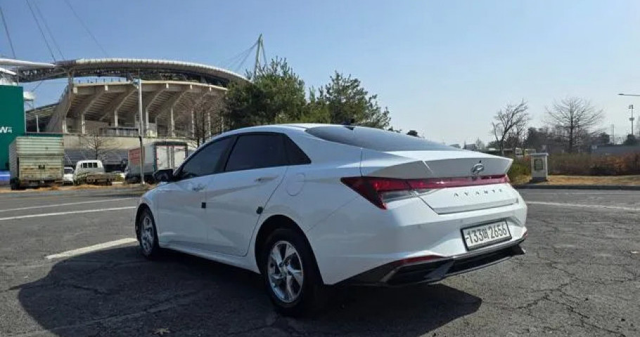 Hyundai Avante (Elantra) 