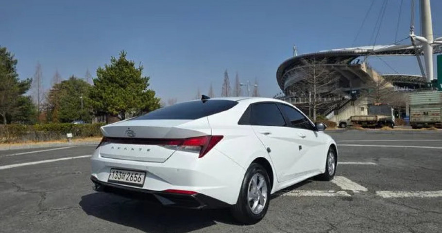 Hyundai Avante (Elantra) 