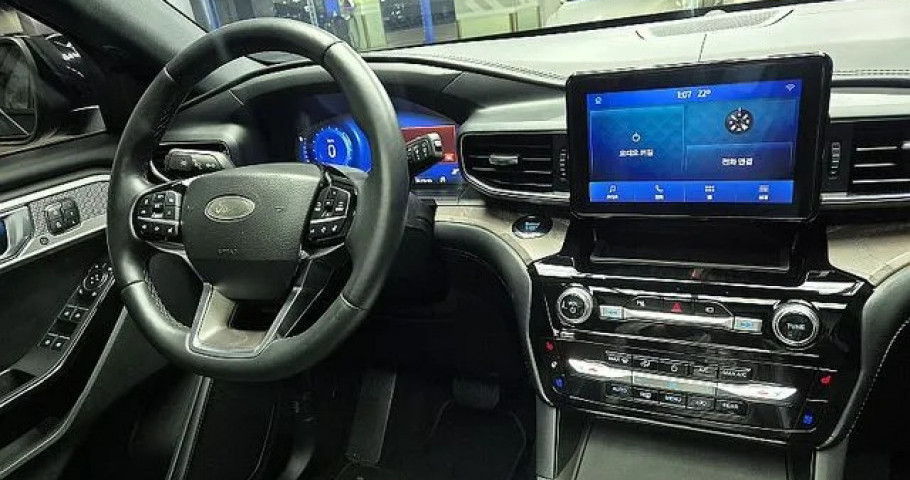 Ford Explorer 