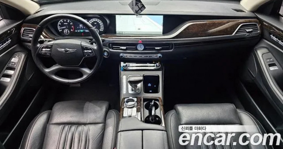 Genesis G90 