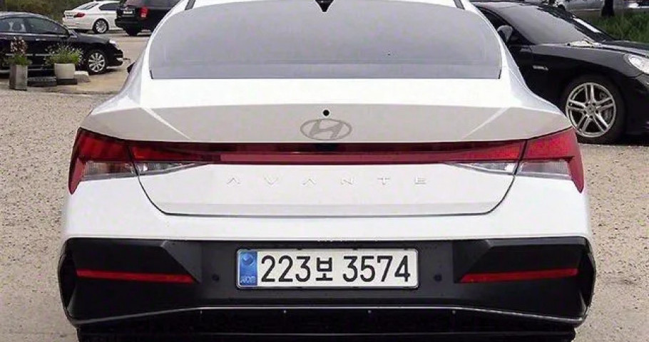 Hyundai Avante (Elantra) 