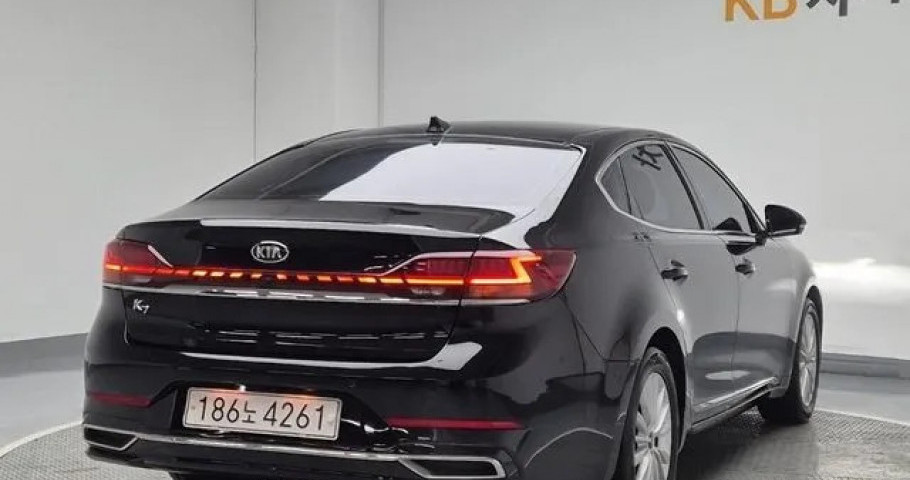 Kia K7 
