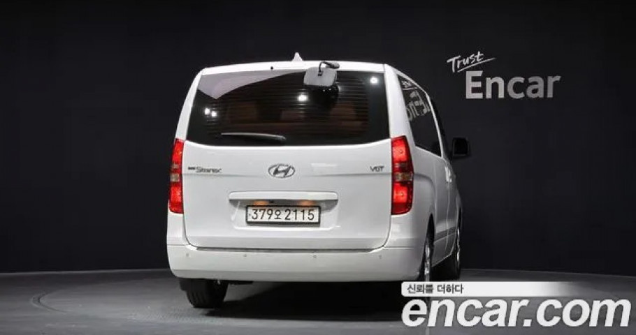 Hyundai Starex 
