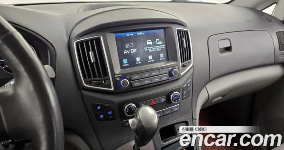 Hyundai Starex 
