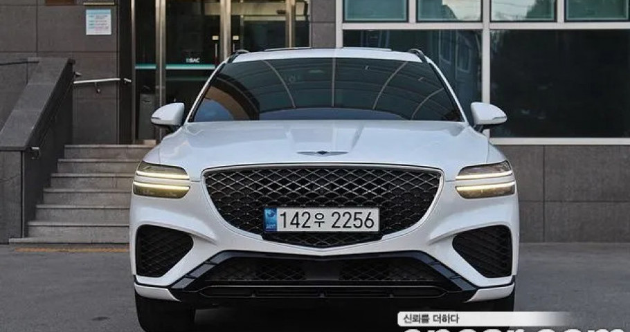Genesis Gv70 