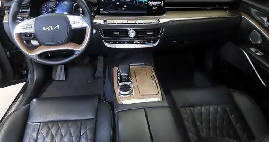 Kia K9 