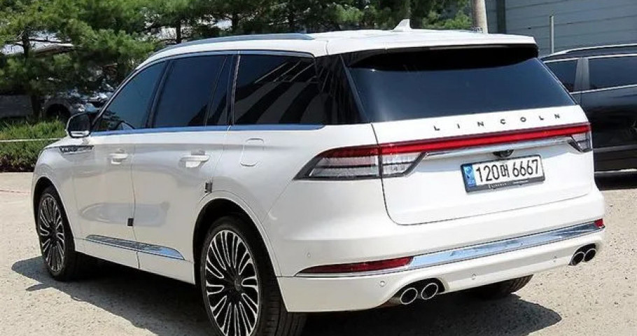 Lincoln Aviator 