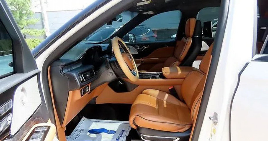 Lincoln Aviator 