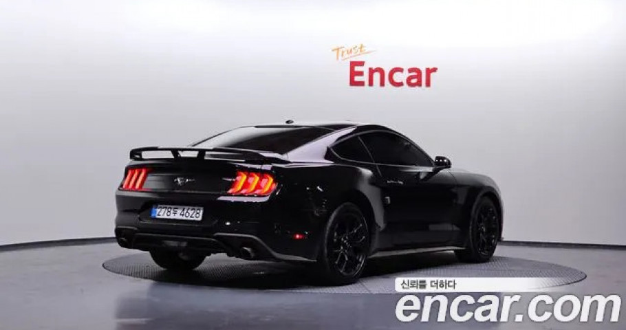 Ford Mustang 