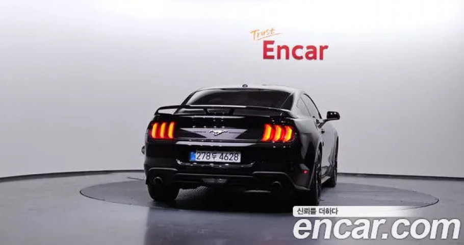 Ford Mustang 