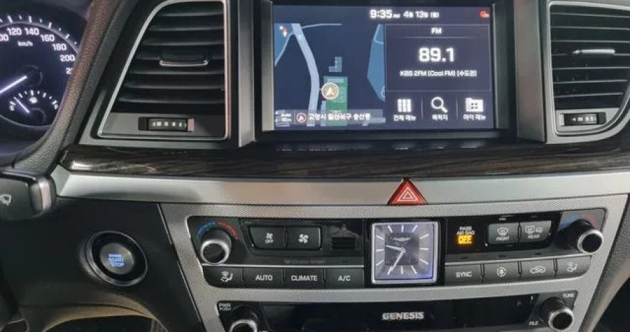 Genesis G80 