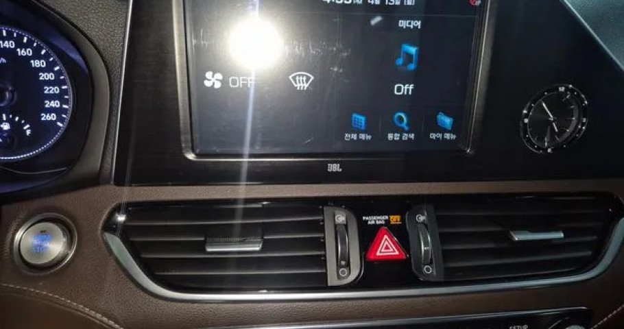 Hyundai Grandeur 