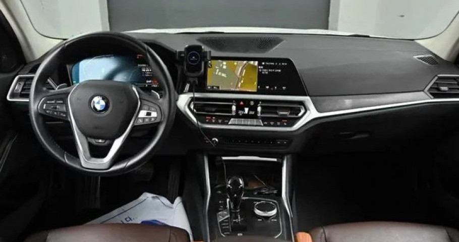 Bmw 3-Series 