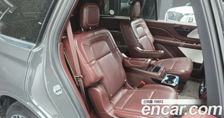 Lincoln Aviator 