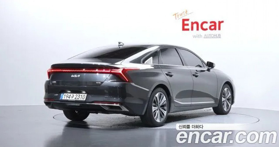 Kia K8 