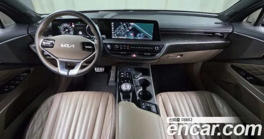 Kia K8 