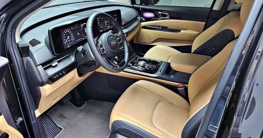 Kia Carnival 