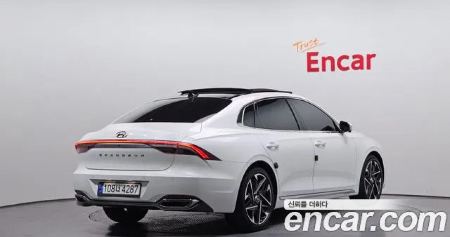 Hyundai Grandeur 