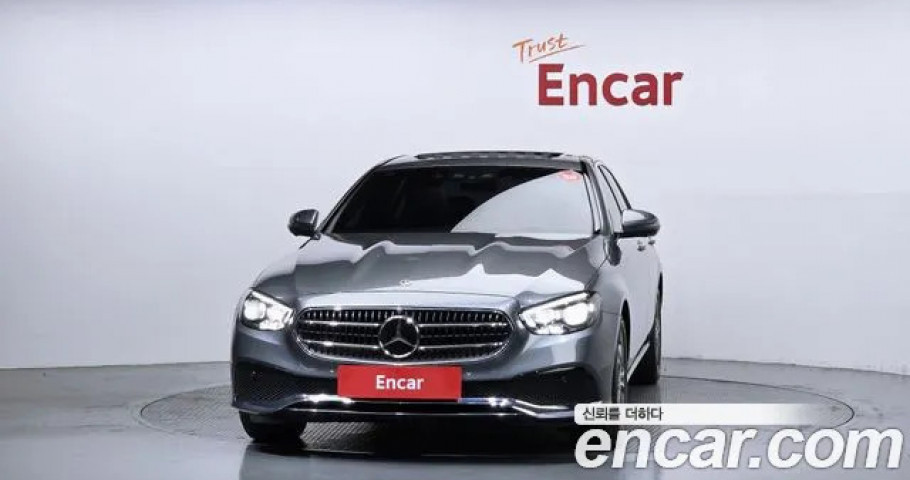Mercedes-Benz E-Class 