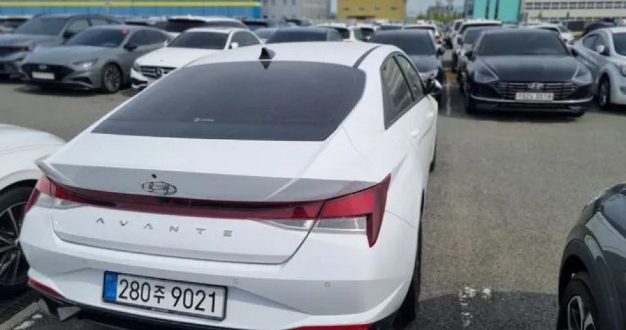 Hyundai Avante (Elantra) 
