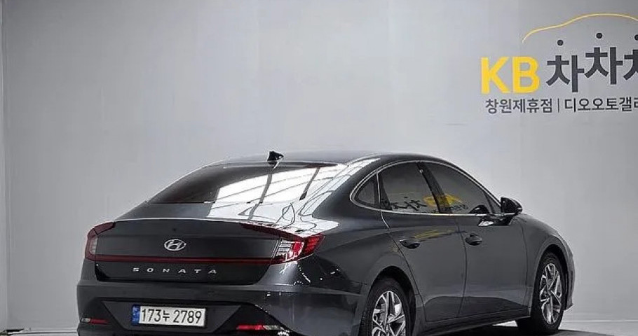 Hyundai Sonata 
