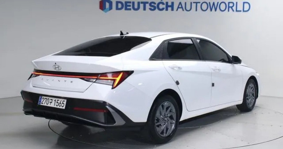 Hyundai Avante (Elantra) 