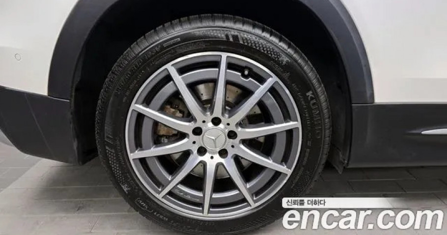 Mercedes-Benz Glb-Class 