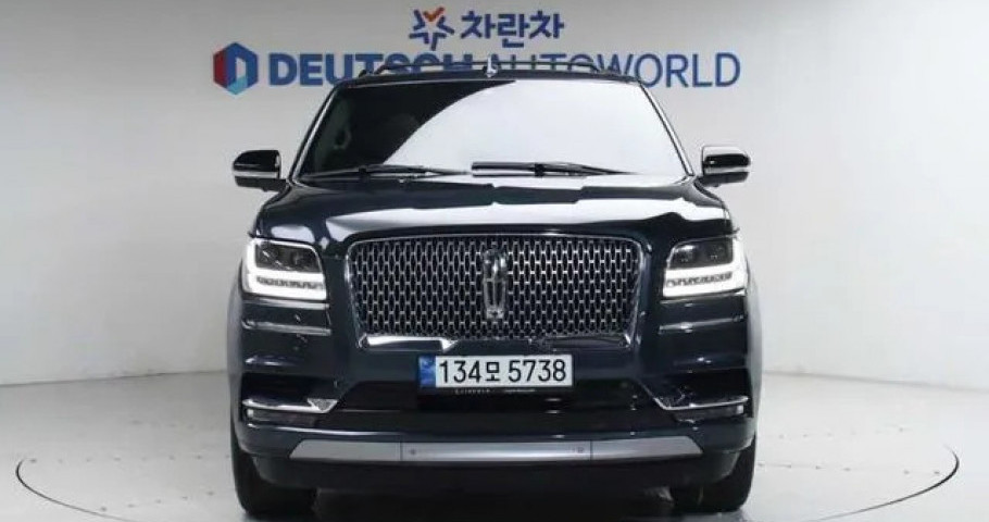 Lincoln Navigator 