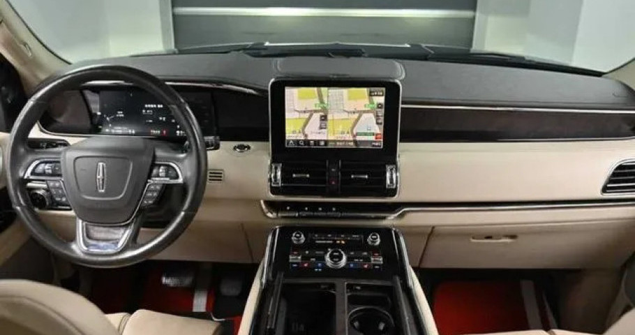 Lincoln Navigator 