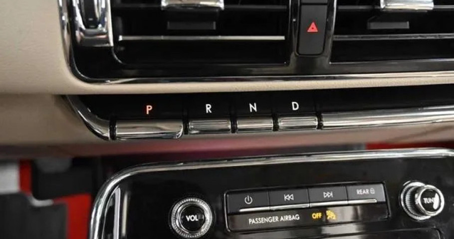 Lincoln Navigator 