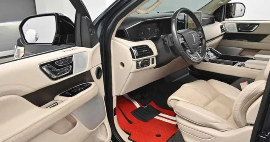 Lincoln Navigator 