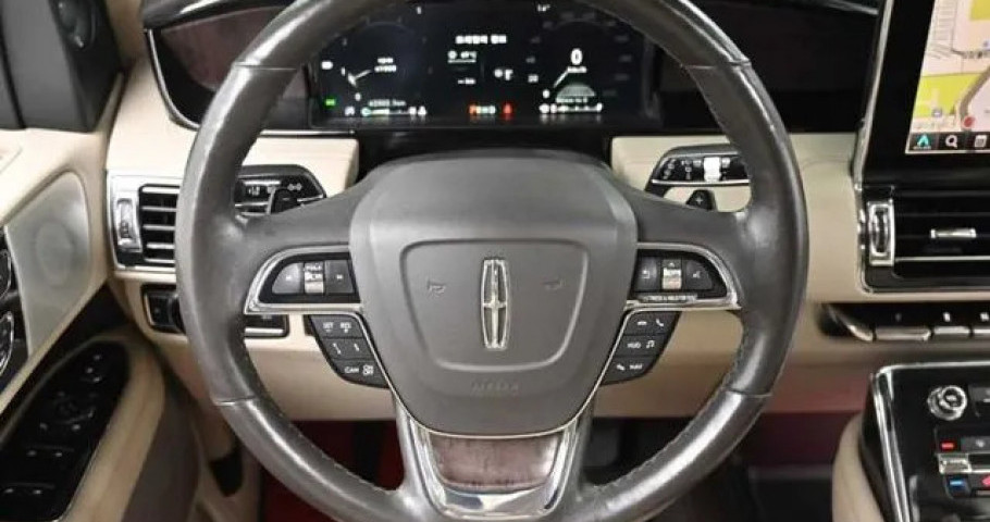 Lincoln Navigator 