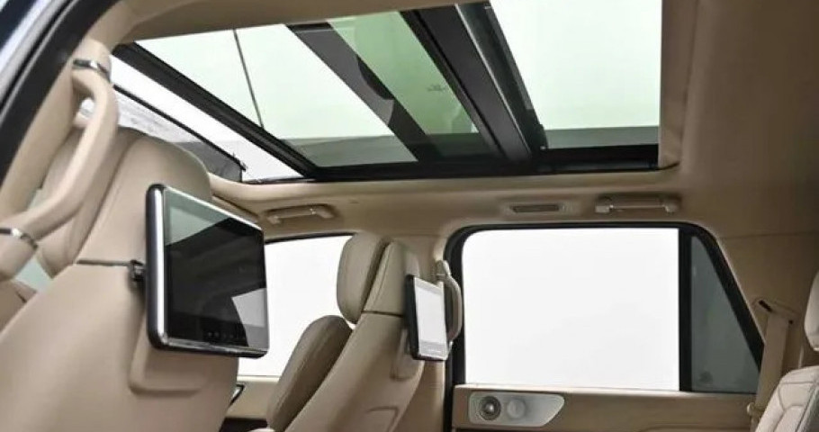 Lincoln Navigator 